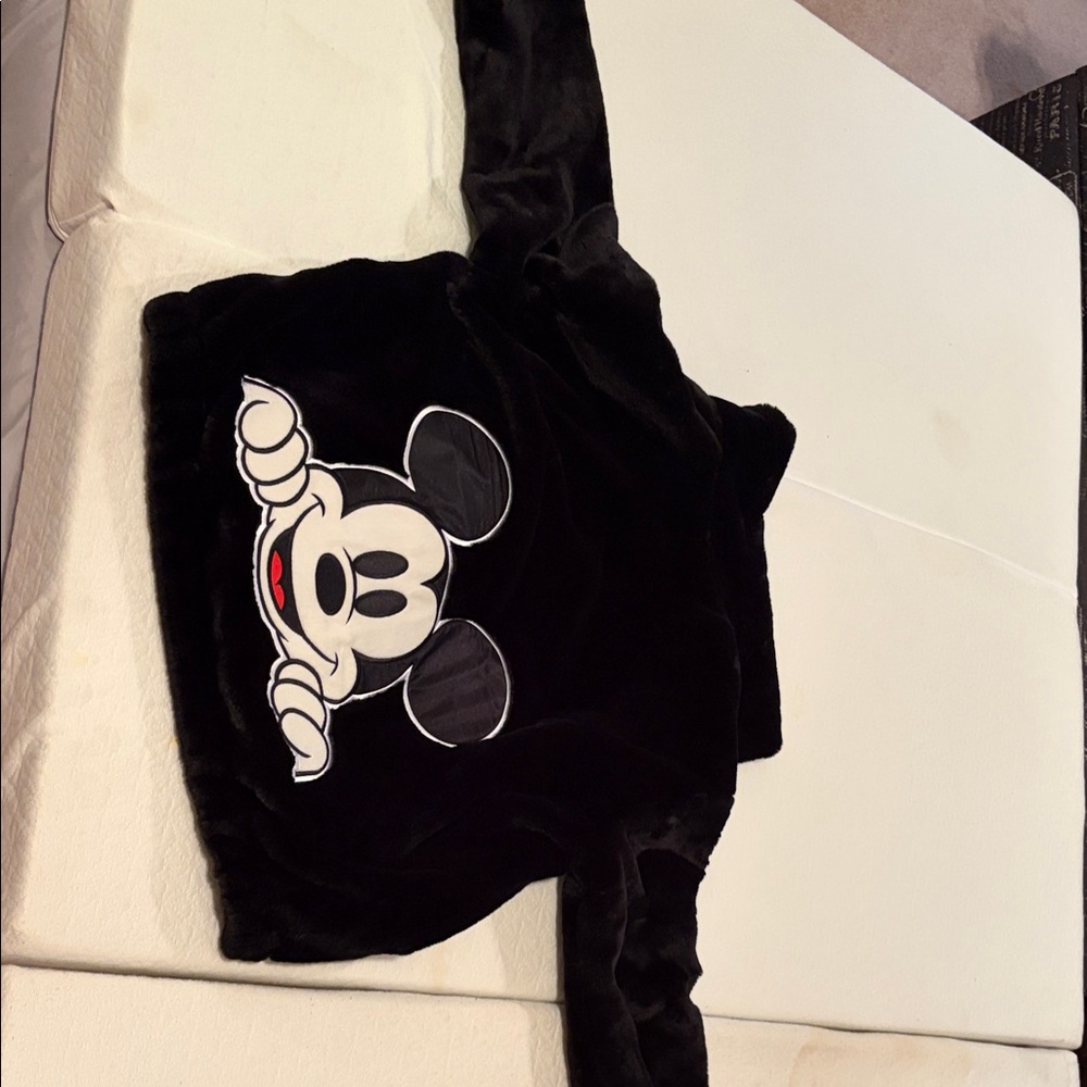 Disney Black Mickey Mouse women’s warm soft jacket